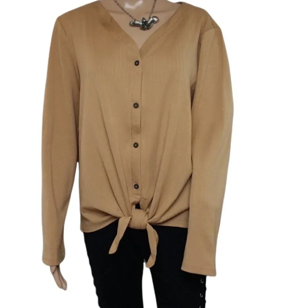 VELVET HEART Cori V-neck Button Tie Front Top